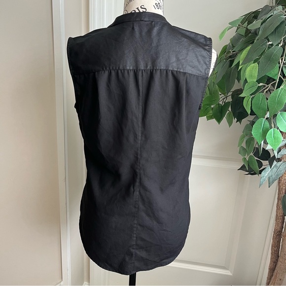 Trouvé Sleeveless Boxy V-Neck Button Down Top Black Sz XS - Picture 9 of 15